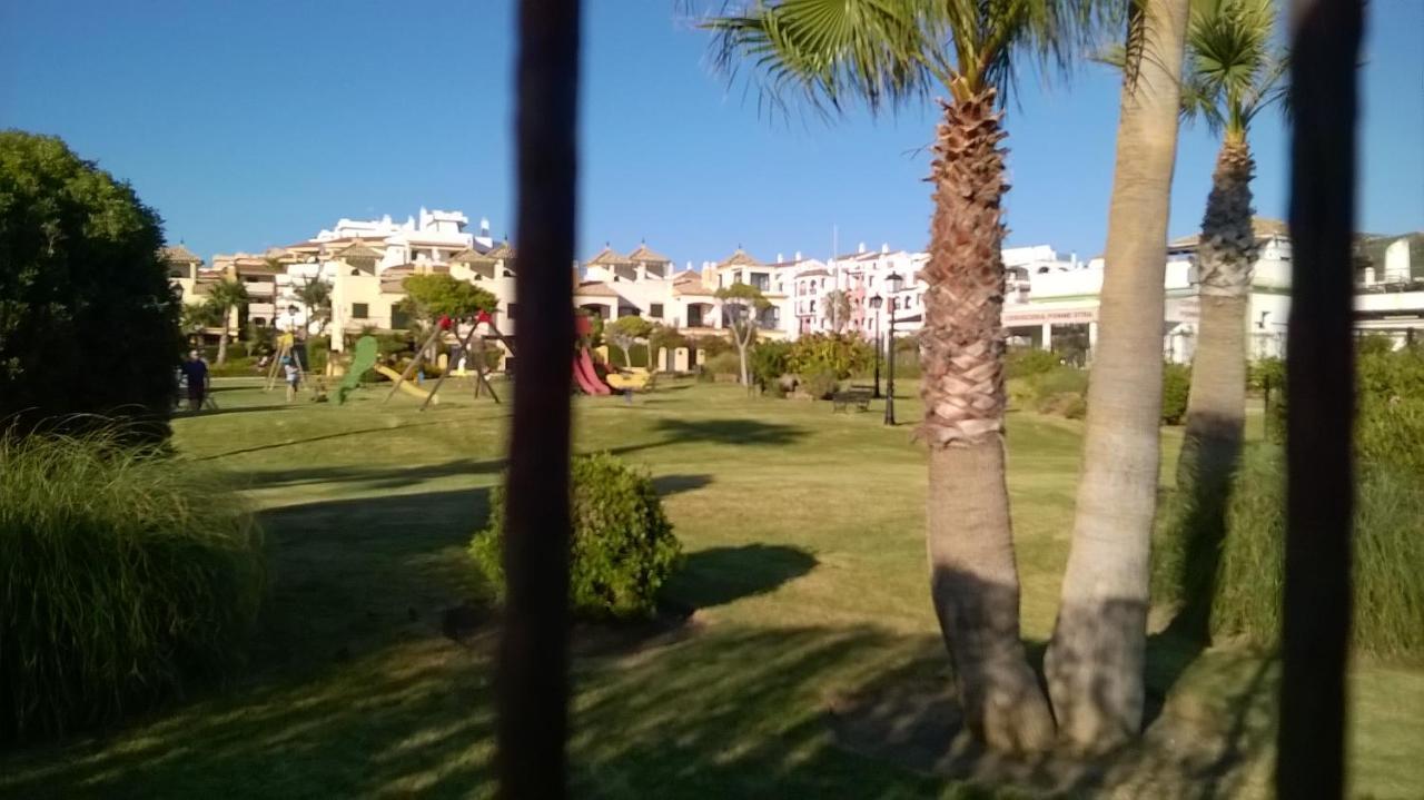 Atlanterra Bajo. Salida Directa. Urbanizacion De Lujo. Piscinas Canchas Padel. Wifi Y A/A Zahara de los Atunes Luaran gambar