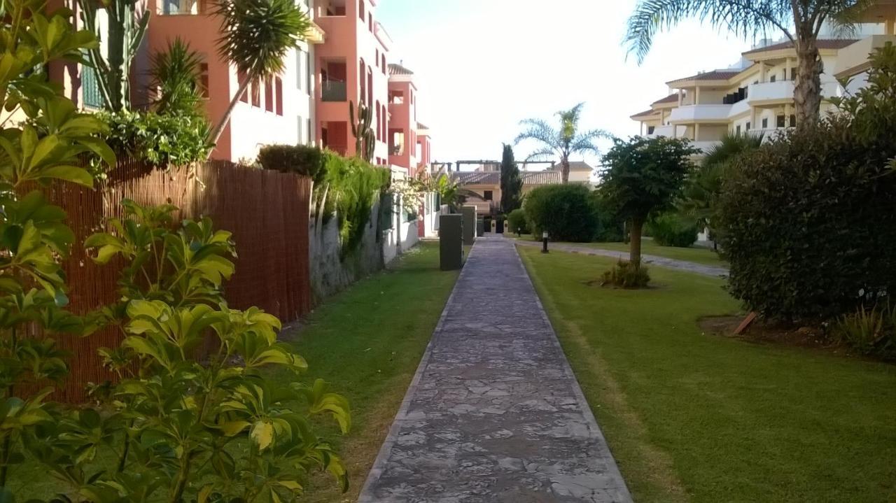 Atlanterra Bajo. Salida Directa. Urbanizacion De Lujo. Piscinas Canchas Padel. Wifi Y A/A Zahara de los Atunes Luaran gambar