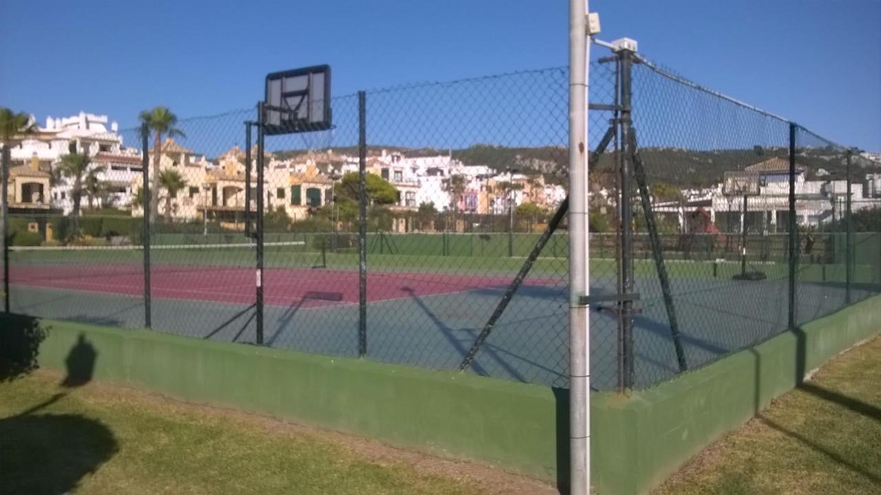 Atlanterra Bajo. Salida Directa. Urbanizacion De Lujo. Piscinas Canchas Padel. Wifi Y A/A Zahara de los Atunes Luaran gambar