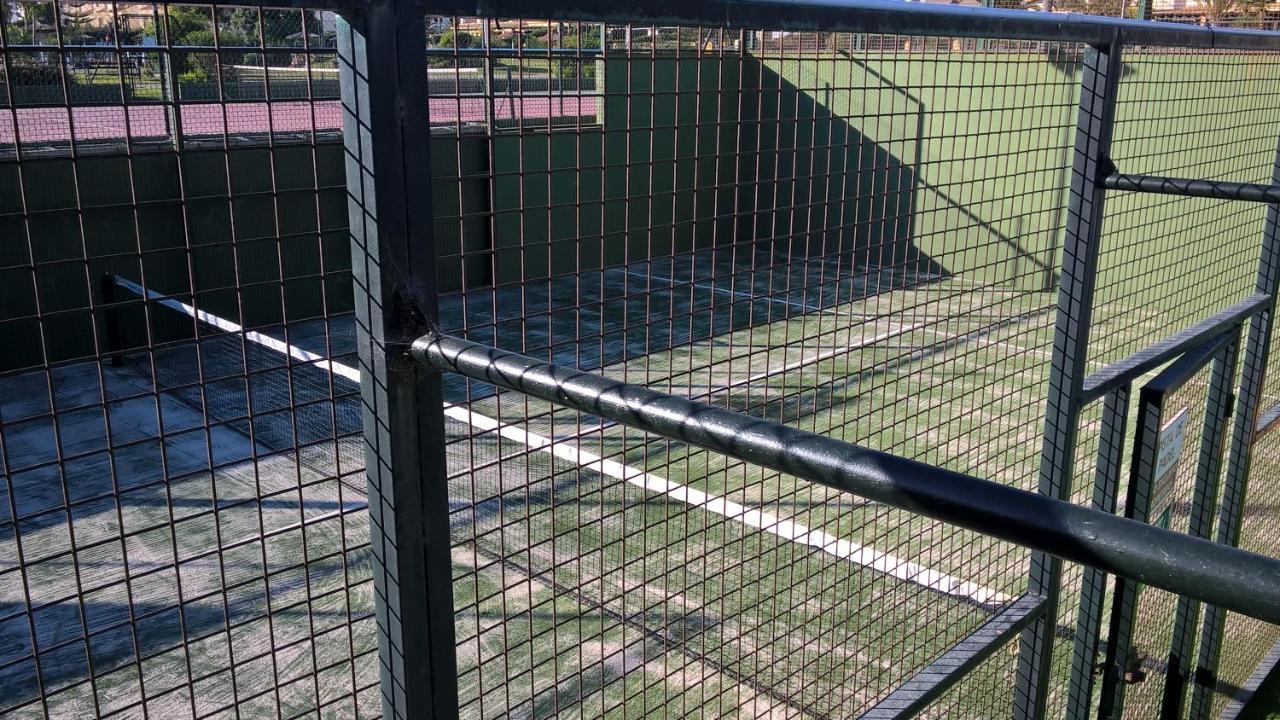 Atlanterra Bajo. Salida Directa. Urbanizacion De Lujo. Piscinas Canchas Padel. Wifi Y A/A Zahara de los Atunes Luaran gambar